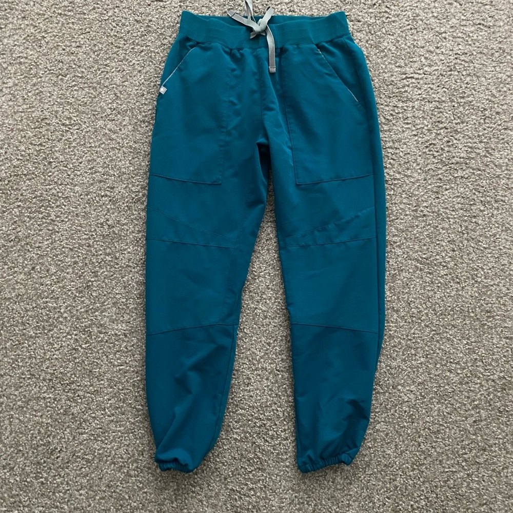 Figs Limited Edition Jogger Scrubs - Picture 2 of 2